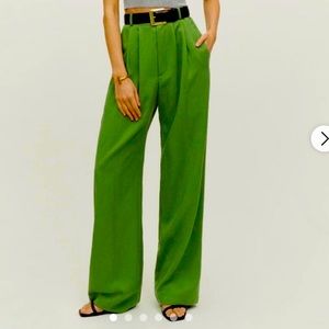 NWT - Reformation Mason Pant - color palm green- size 4!!
